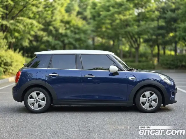 Mini Cooper 2016 1.5 автомат (гидро), миниатюра 12