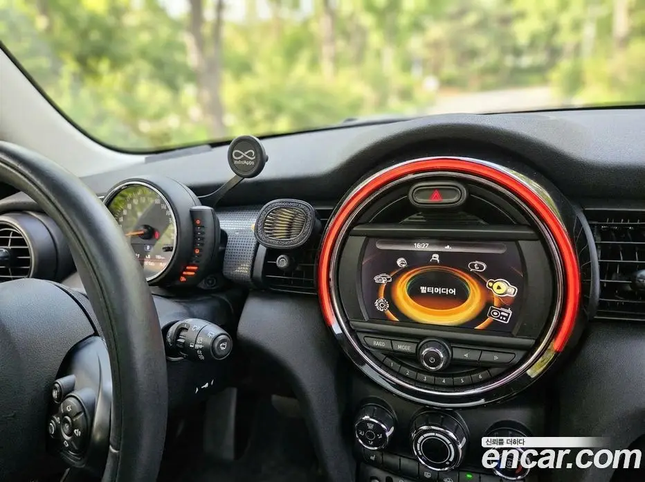 Mini Cooper 2016 1.5 автомат (гидро), фото 13