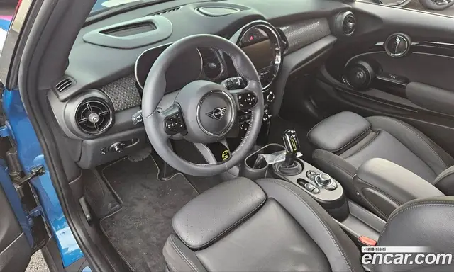 Mini Cooper 2023 автомат (гидро), миниатюра 12