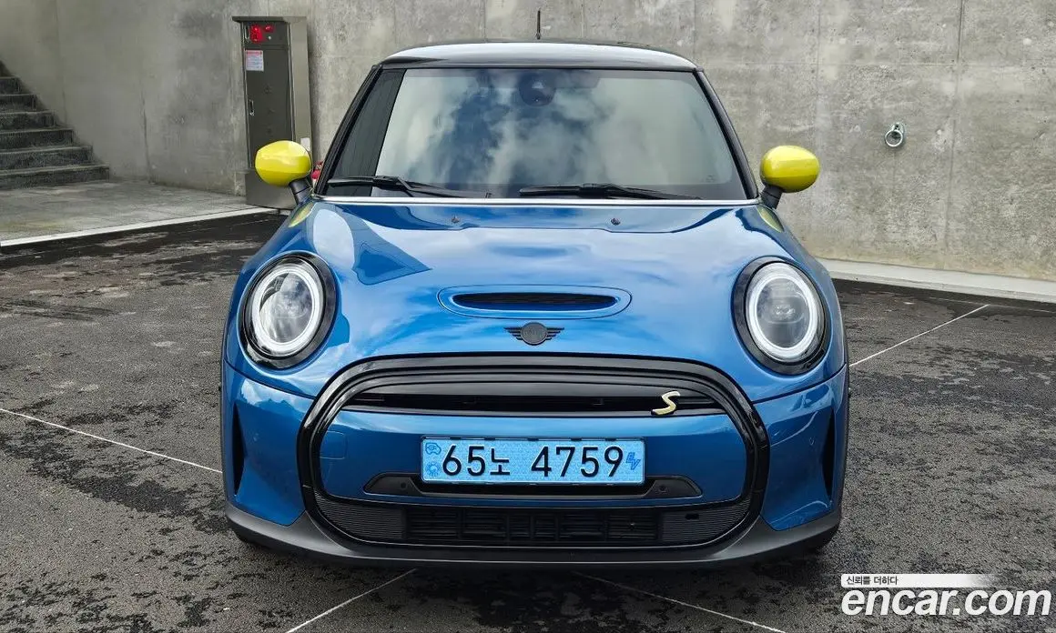 Mini Cooper 2023 автомат (гидро), фото 3 Mini Cooper 2023 автомат (гидро), фото 3