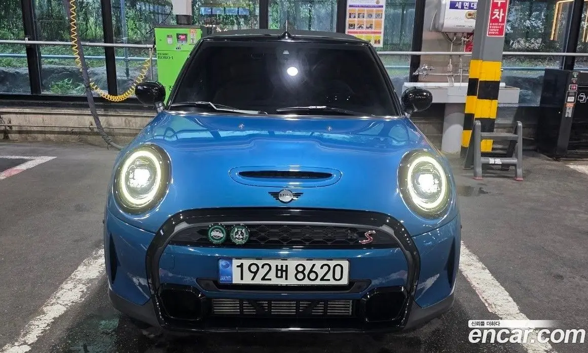 Mini Cooper Convertible 2022 2.0 автомат (гидро), фото 1 Mini Cooper Convertible 2022 2.0 автомат (гидро), фото 1