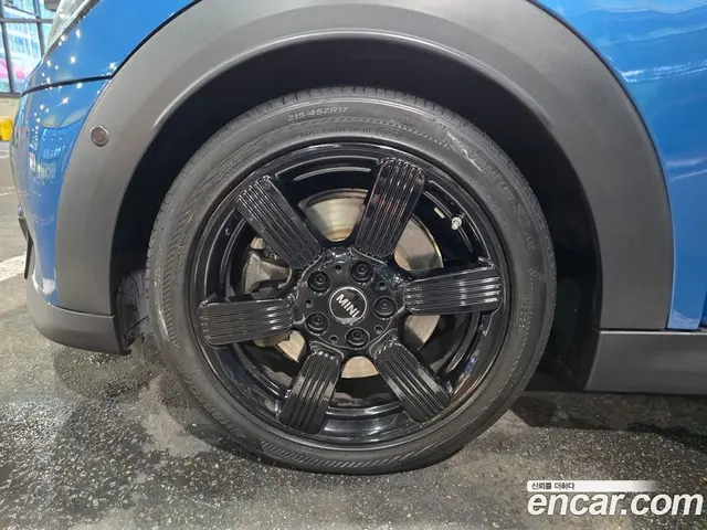 Mini Cooper Convertible 2022 2.0 автомат (гидро), миниатюра 5 Mini Cooper Convertible 2022 2.0 автомат (гидро), миниатюра 5