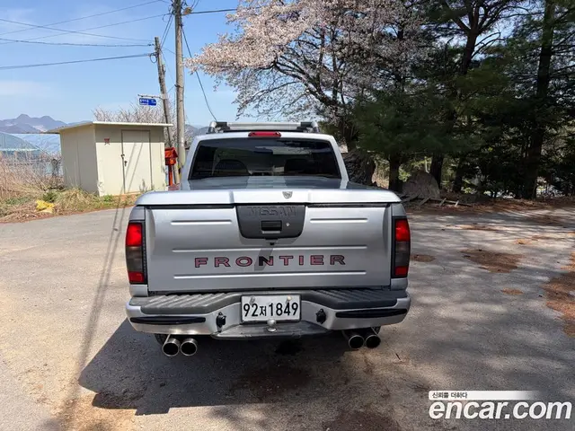 Nissan Frontier 2001 3.3 автомат (гидро), миниатюра 4 Nissan Frontier 2001 3.3 автомат (гидро), миниатюра 4
