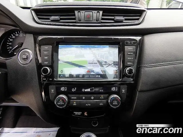 Nissan X-Trail 2018 2.5 автомат (гидро), миниатюра 12
