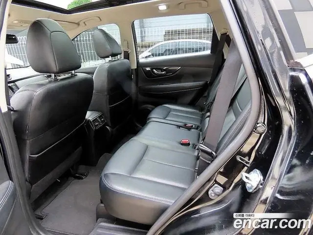 Nissan X-Trail 2018 2.5 автомат (гидро), миниатюра 6 Nissan X-Trail 2018 2.5 автомат (гидро), миниатюра 6