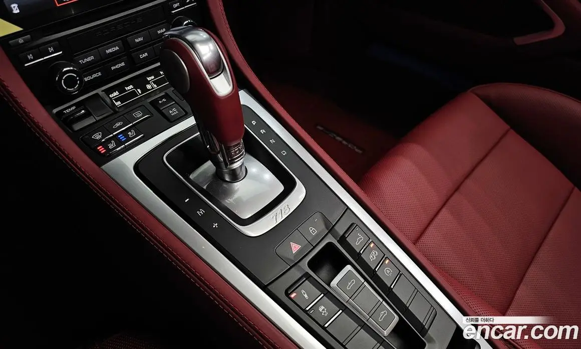 Porsche 718 2023 4.0 автомат (гидро), фото 9