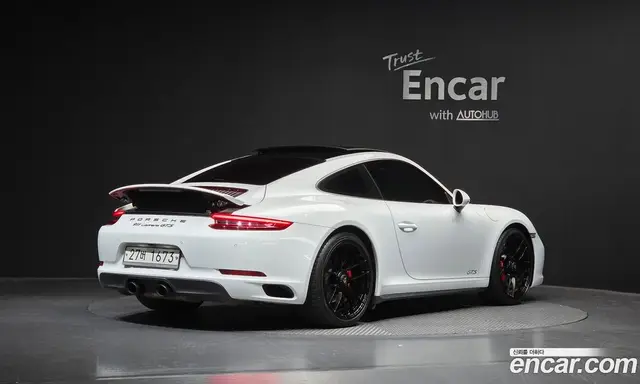 Porsche 911 2017 3.0 автомат (гидро), миниатюра 2
