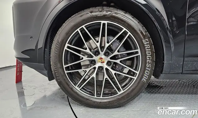 Porsche Cayenne 2024 3.0 автомат (гидро), миниатюра 5 Porsche Cayenne 2024 3.0 автомат (гидро), миниатюра 5