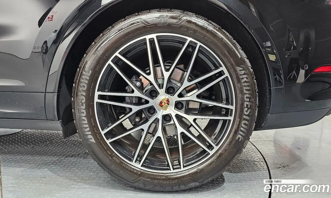 Porsche Cayenne 2024 3.0 автомат (гидро), фото 7 Porsche Cayenne 2024 3.0 автомат (гидро), фото 7