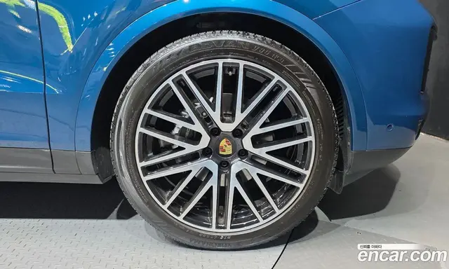 Porsche Cayenne 2024 3.0 автомат (гидро), миниатюра 7 Porsche Cayenne 2024 3.0 автомат (гидро), миниатюра 7