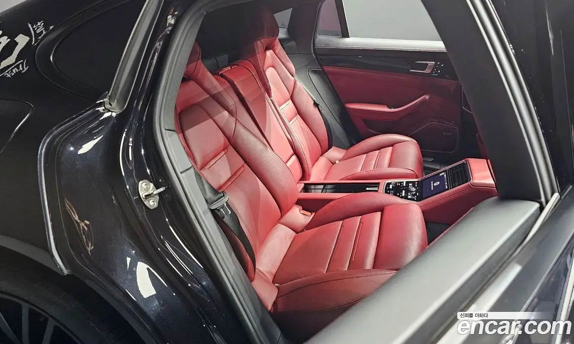 Porsche Panamera 2018 3.0 автомат (гидро), фото 17 Porsche Panamera 2018 3.0 автомат (гидро), фото 17