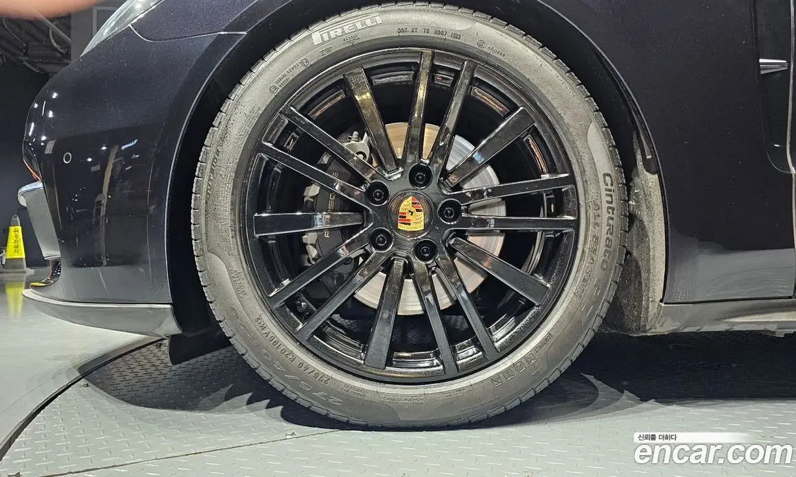 Porsche Panamera 2018 3.0 автомат (гидро), фото 5 Porsche Panamera 2018 3.0 автомат (гидро), фото 5