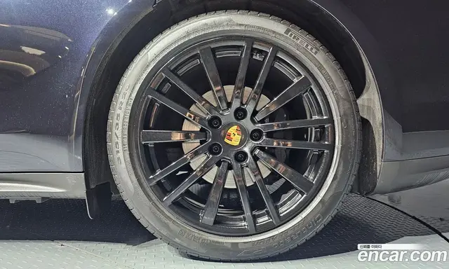 Porsche Panamera 2018 3.0 автомат (гидро), миниатюра 7 Porsche Panamera 2018 3.0 автомат (гидро), миниатюра 7