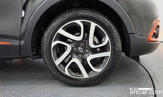 Renault (Samsung) QM3 2015 1.5 автомат (гидро), миниатюра 4 Renault (Samsung) QM3 2015 1.5 автомат (гидро), миниатюра 4
