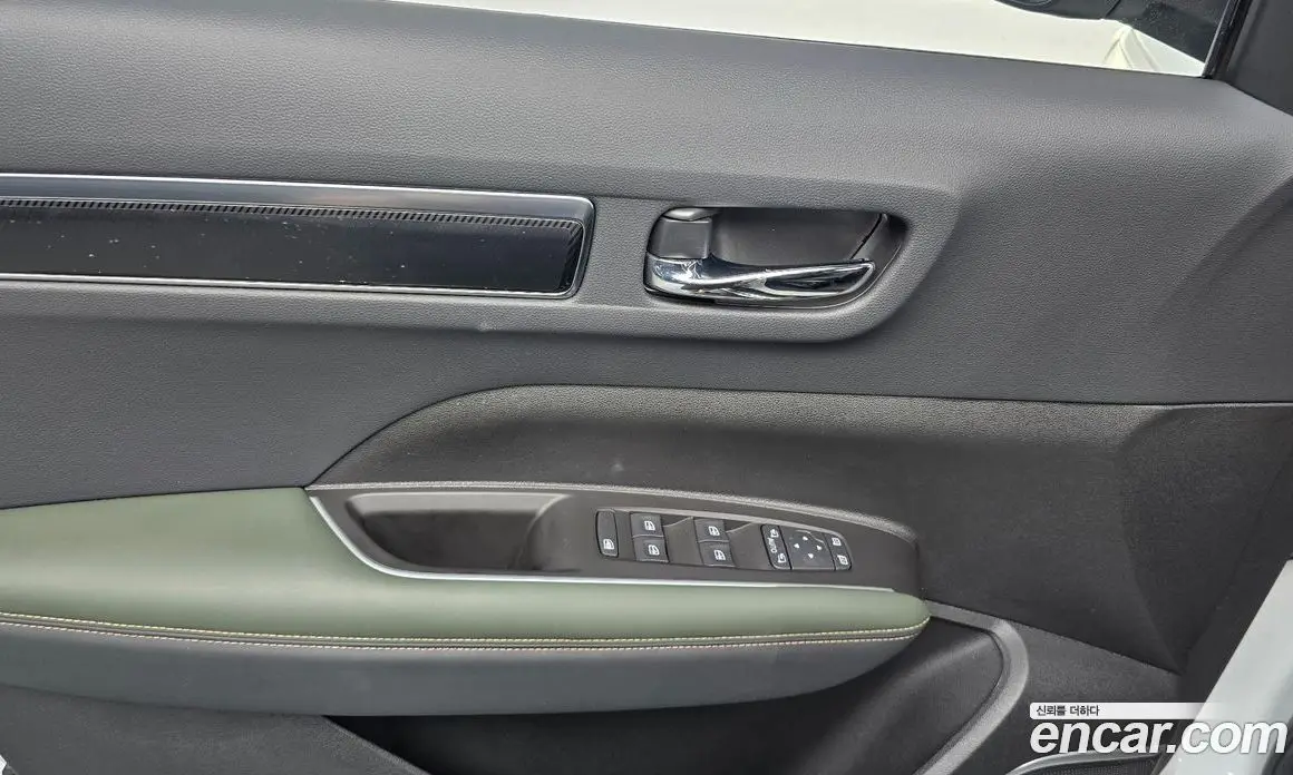 Renault (Samsung) QM6 2024 2.0 автомат (гидро), фото 24 Renault (Samsung) QM6 2024 2.0 автомат (гидро), фото 24