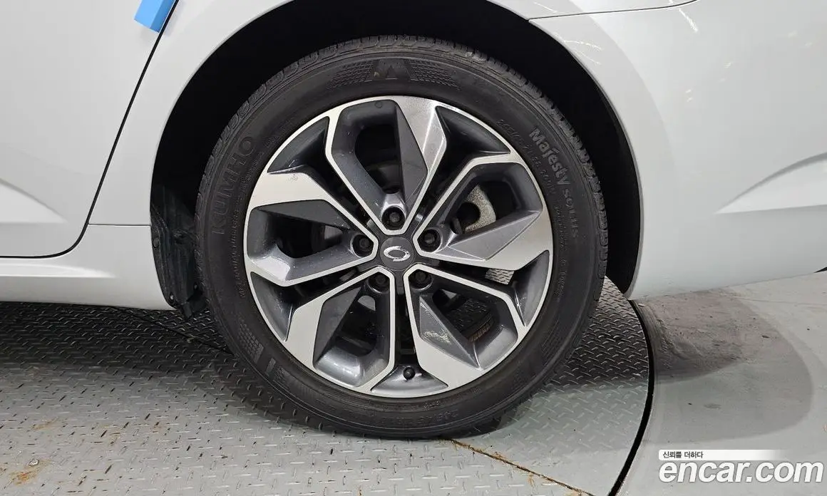 Renault (Samsung) SM6 2019 2.0 автомат (гидро), фото 7 Renault (Samsung) SM6 2019 2.0 автомат (гидро), фото 7