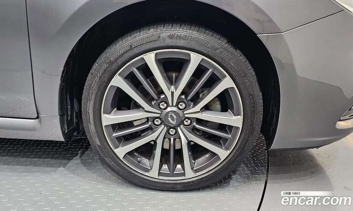 Renault (Samsung) SM7 2018 2.0 автомат (гидро), фото 5 Renault (Samsung) SM7 2018 2.0 автомат (гидро), фото 5