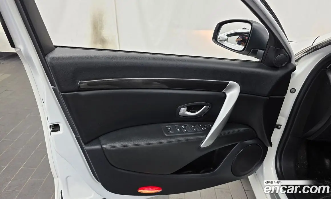 Renault (Samsung) SM7 2019 2.0 автомат (гидро), фото 14 Renault (Samsung) SM7 2019 2.0 автомат (гидро), фото 14