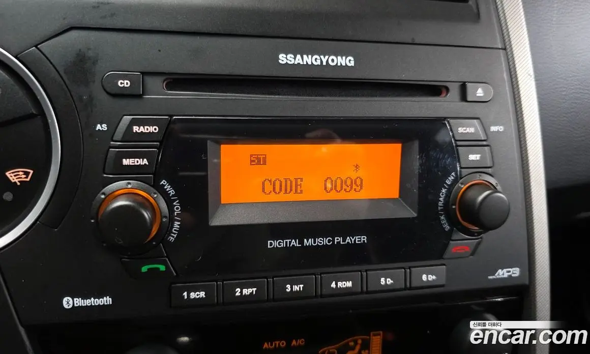 SsangYong Korando 2013 2.0 автомат (гидро), фото 27