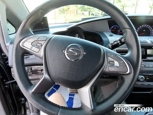 SsangYong Korando 2016 2.2 автомат (гидро), миниатюра 8