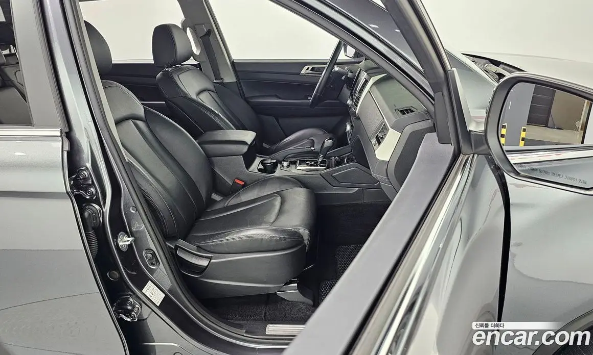 SsangYong Rexton 2018 2.2 автомат (гидро), фото 13 SsangYong Rexton 2018 2.2 автомат (гидро), фото 13