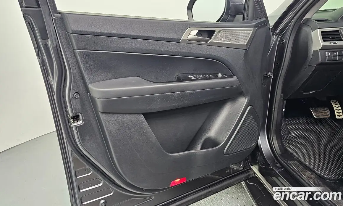 SsangYong Rexton 2018 2.2 автомат (гидро), фото 14 SsangYong Rexton 2018 2.2 автомат (гидро), фото 14
