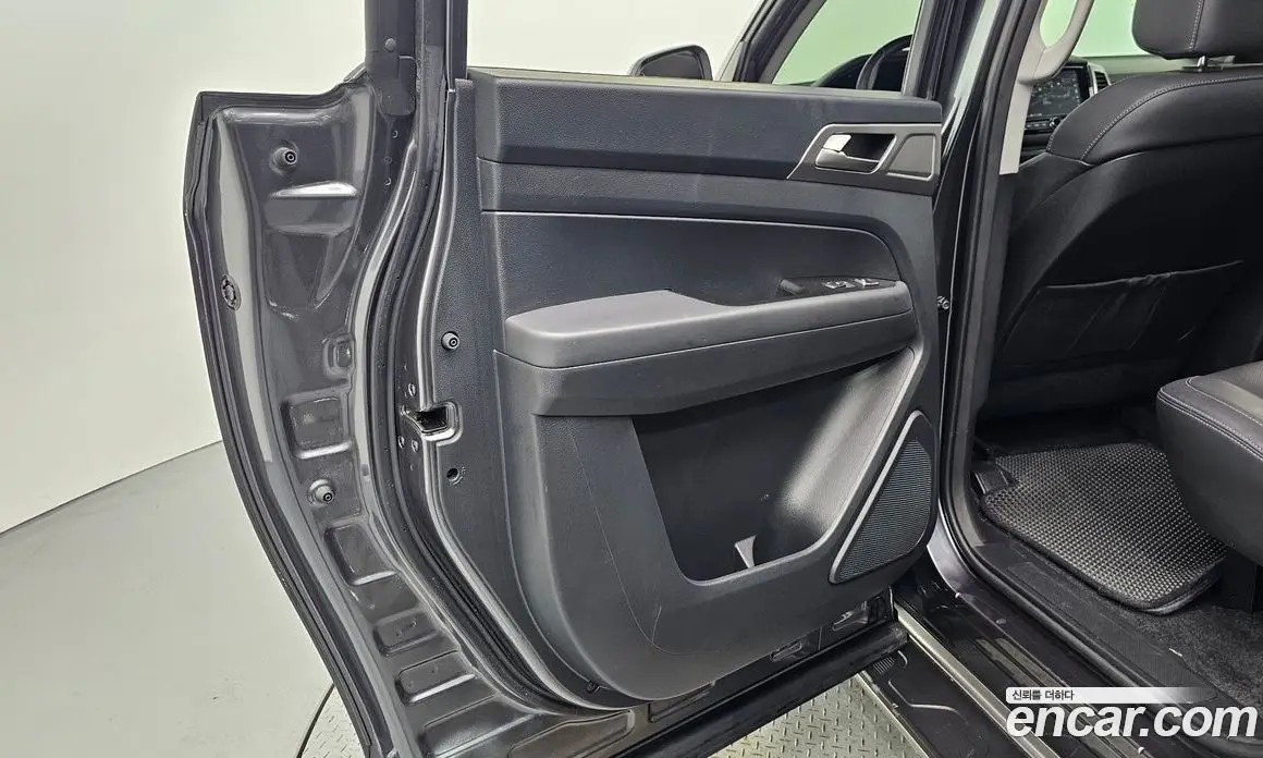 SsangYong Rexton 2018 2.2 автомат (гидро), фото 15 SsangYong Rexton 2018 2.2 автомат (гидро), фото 15