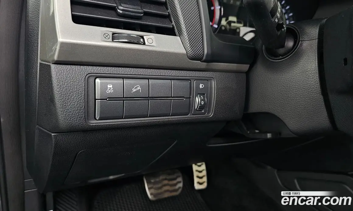 SsangYong Rexton 2018 2.2 автомат (гидро), фото 28 SsangYong Rexton 2018 2.2 автомат (гидро), фото 28