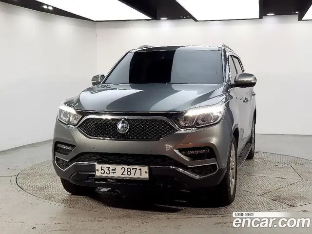 SsangYong Rexton 2018 2.2 автомат (гидро), миниатюра 2 SsangYong Rexton 2018 2.2 автомат (гидро), миниатюра 2