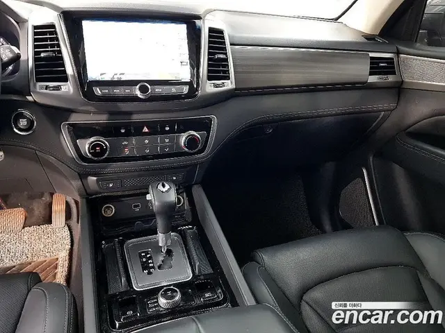 SsangYong Rexton 2018 2.2 автомат (гидро), миниатюра 9 SsangYong Rexton 2018 2.2 автомат (гидро), миниатюра 9