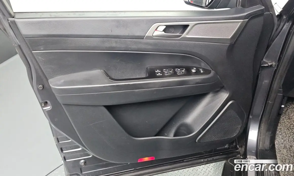 SsangYong Rexton 2018 2.2 автомат (гидро), фото 13 SsangYong Rexton 2018 2.2 автомат (гидро), фото 13