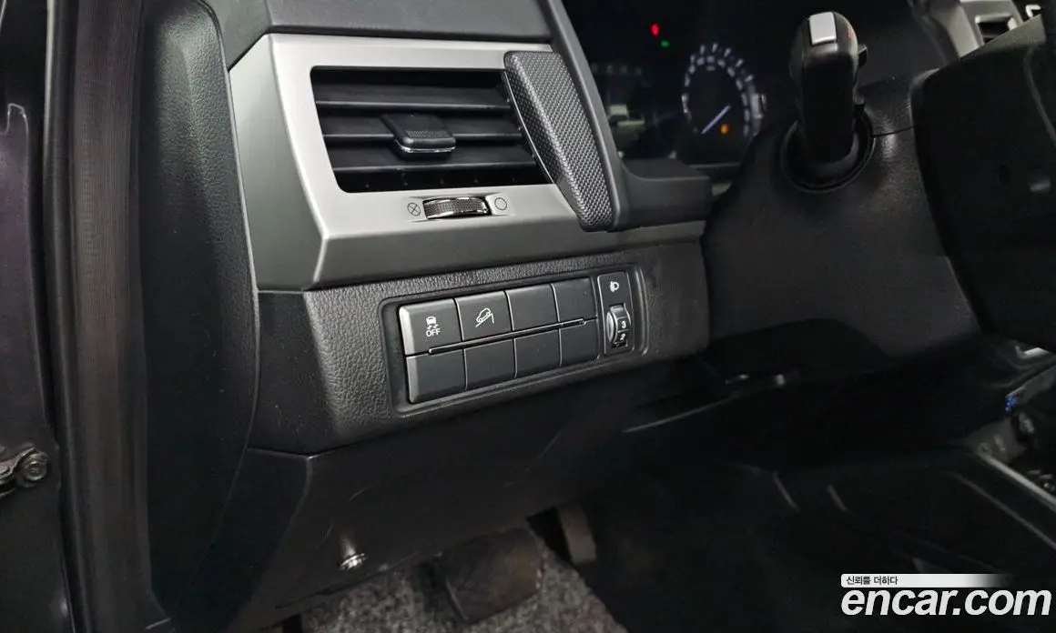 SsangYong Rexton 2018 2.2 автомат (гидро), фото 22 SsangYong Rexton 2018 2.2 автомат (гидро), фото 22