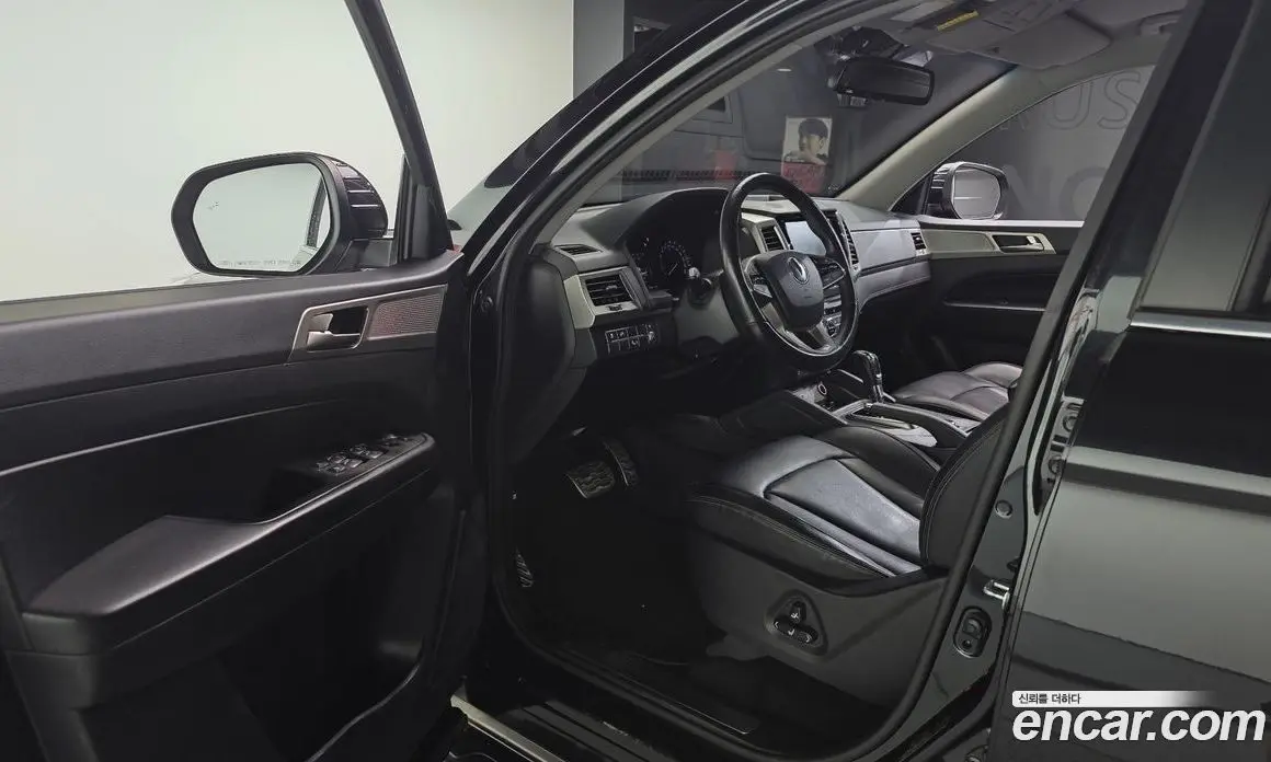 SsangYong Rexton 2018 2.2 автомат (гидро), фото 10 SsangYong Rexton 2018 2.2 автомат (гидро), фото 10