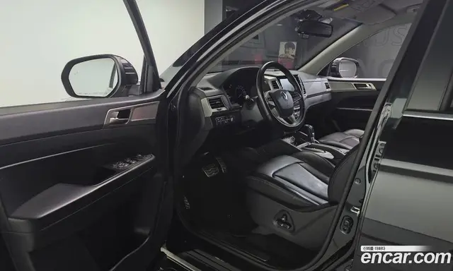 SsangYong Rexton 2018 2.2 автомат (гидро), миниатюра 10 SsangYong Rexton 2018 2.2 автомат (гидро), миниатюра 10
