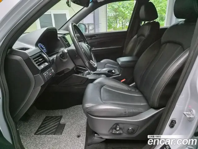 SsangYong Rexton 2020 2.2 автомат (гидро), миниатюра 9 SsangYong Rexton 2020 2.2 автомат (гидро), миниатюра 9