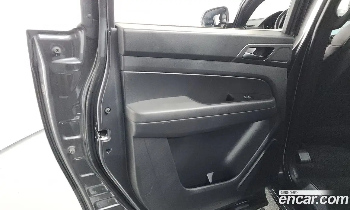 SsangYong Rexton 2021 2.2 автомат (гидро), фото 15