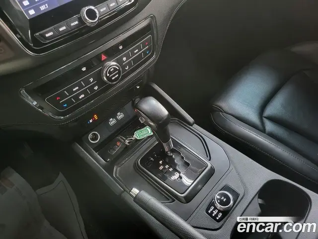 SsangYong Rexton 2022 2.2 автомат (гидро), миниатюра 9 SsangYong Rexton 2022 2.2 автомат (гидро), миниатюра 9