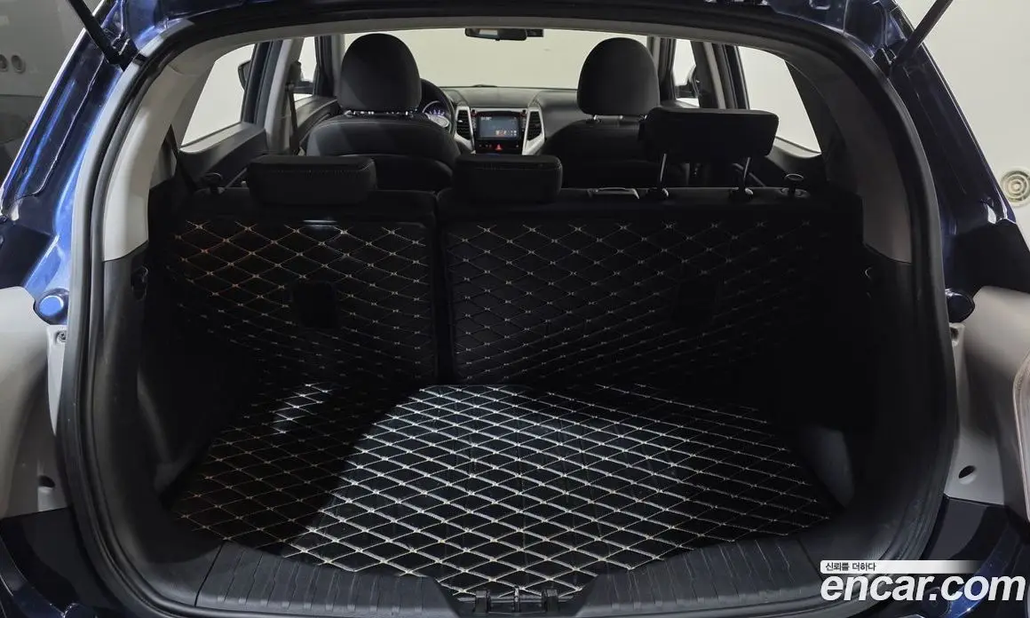 SsangYong TIBOLI 2015 1.6 автомат (гидро), фото 15 SsangYong TIBOLI 2015 1.6 автомат (гидро), фото 15