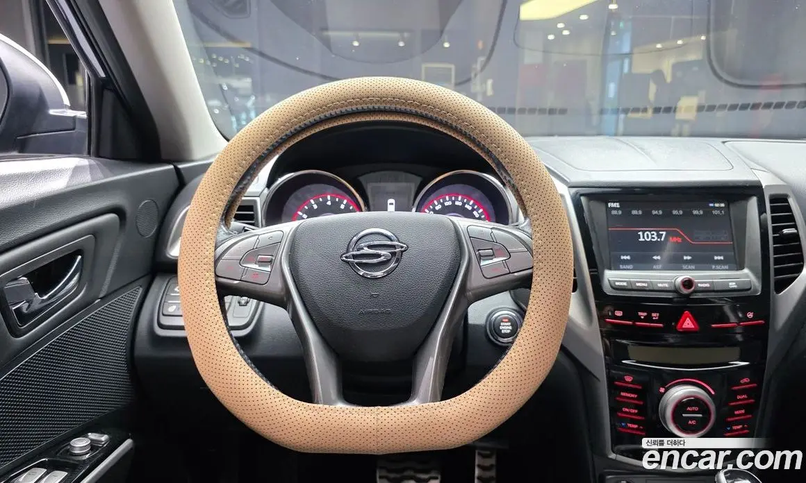 SsangYong TIBOLI 2015 1.6 автомат (гидро), фото 21 SsangYong TIBOLI 2015 1.6 автомат (гидро), фото 21