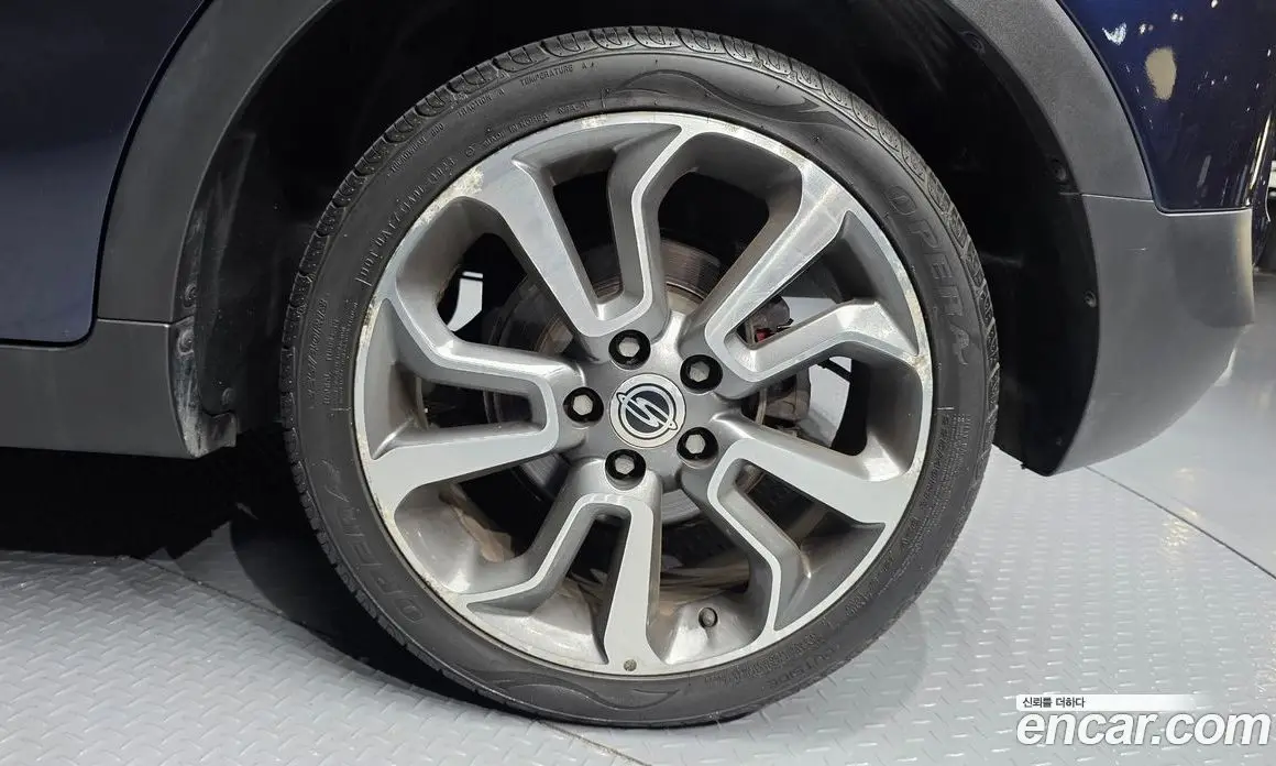 SsangYong TIBOLI 2015 1.6 автомат (гидро), фото 7 SsangYong TIBOLI 2015 1.6 автомат (гидро), фото 7