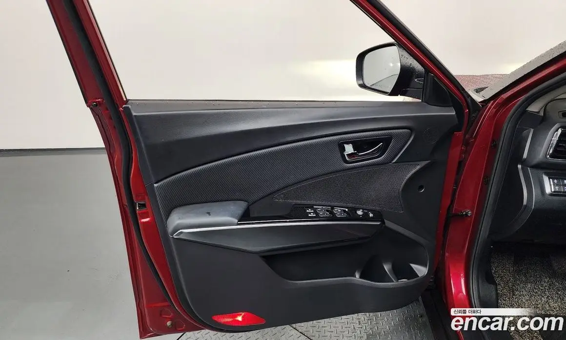 SsangYong TIBOLI 2021 1.5 автомат (гидро), фото 14 SsangYong TIBOLI 2021 1.5 автомат (гидро), фото 14