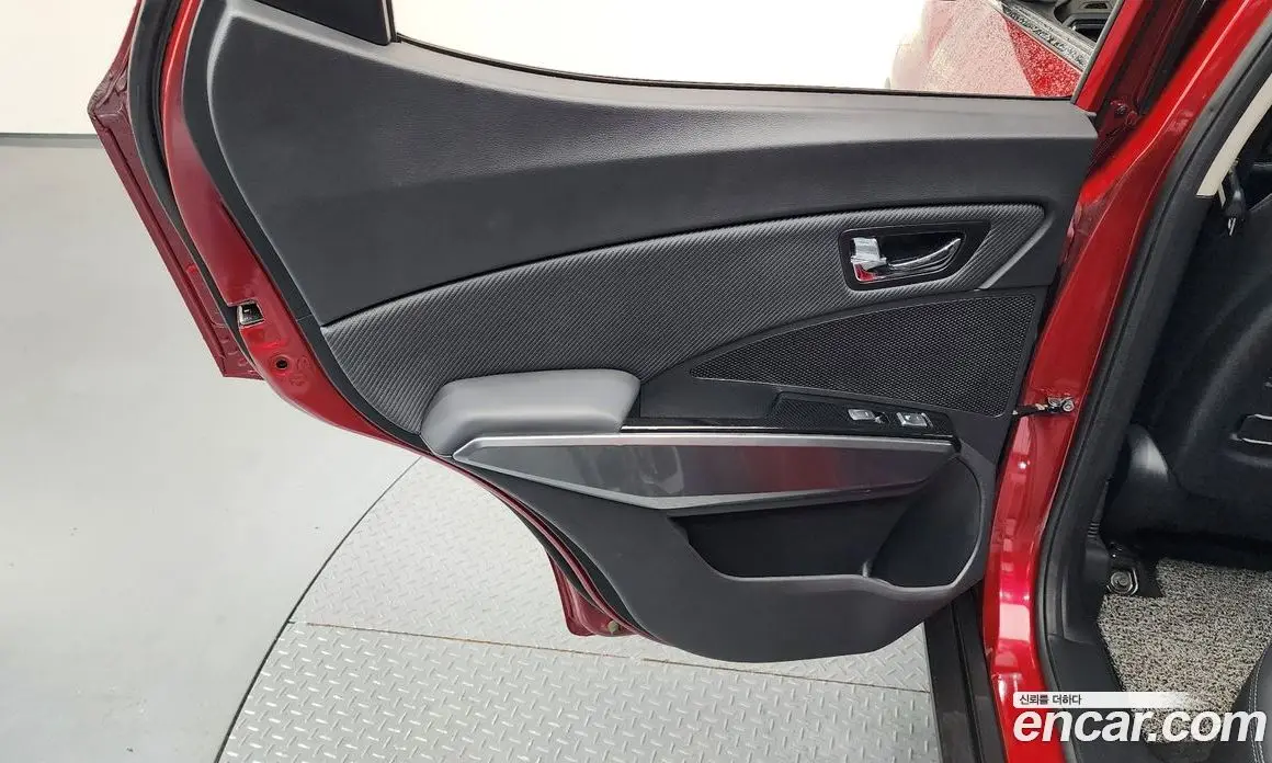 SsangYong TIBOLI 2021 1.5 автомат (гидро), фото 15 SsangYong TIBOLI 2021 1.5 автомат (гидро), фото 15