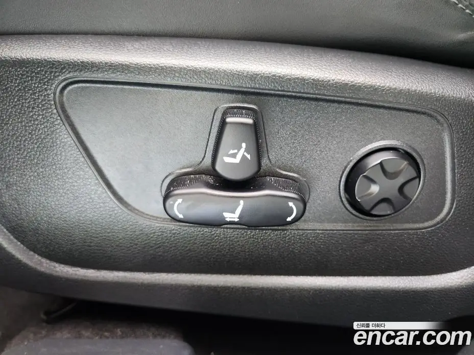 SsangYong TIBOLI 2022 1.5 автомат (гидро), фото 16 SsangYong TIBOLI 2022 1.5 автомат (гидро), фото 16