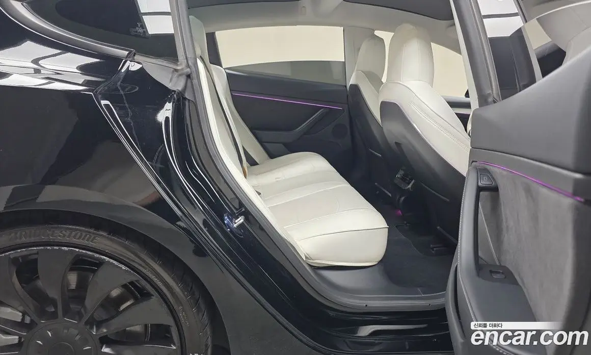 Tesla Model 3 2022 0.2 автомат (гидро), фото 11 Tesla Model 3 2022 0.2 автомат (гидро), фото 11