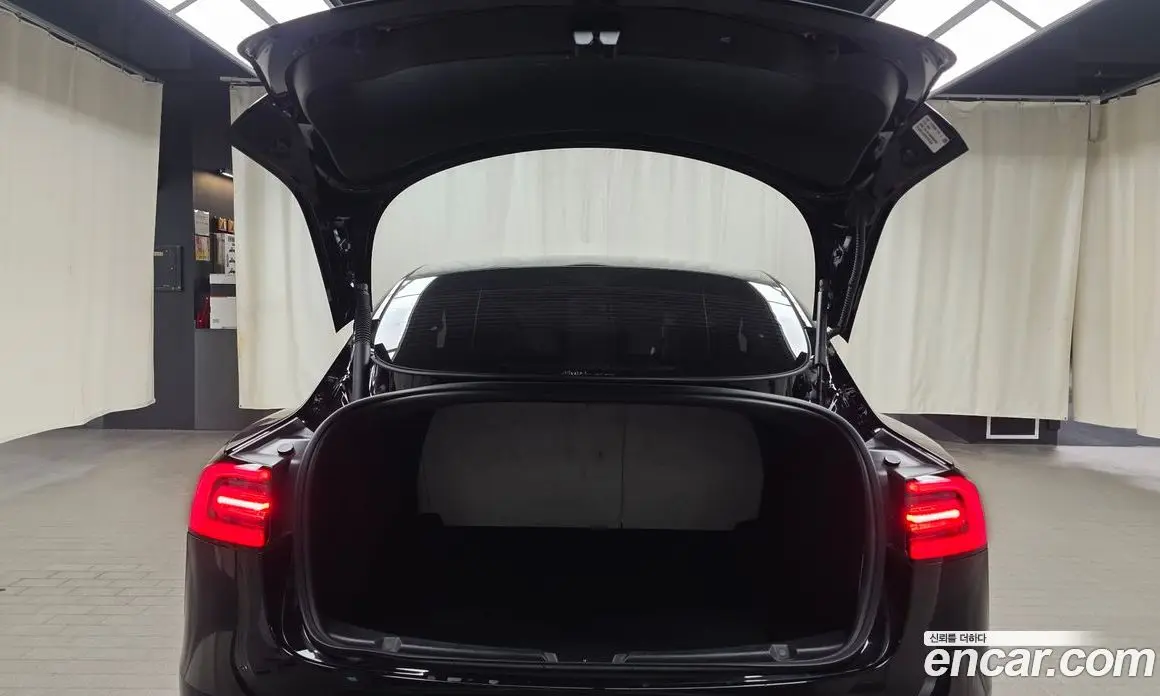 Tesla Model 3 2022 0.2 автомат (гидро), фото 16 Tesla Model 3 2022 0.2 автомат (гидро), фото 16