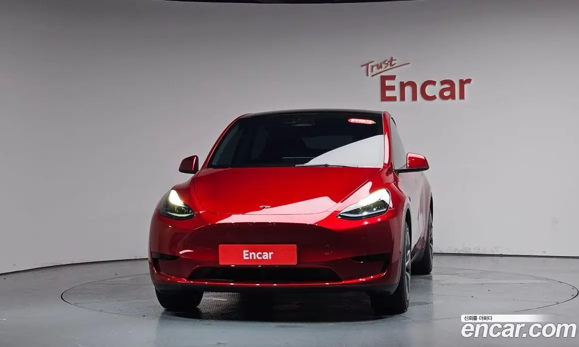 Tesla Model Y 2024 0.2 автомат (гидро), фото 2 Tesla Model Y 2024 0.2 автомат (гидро), фото 2