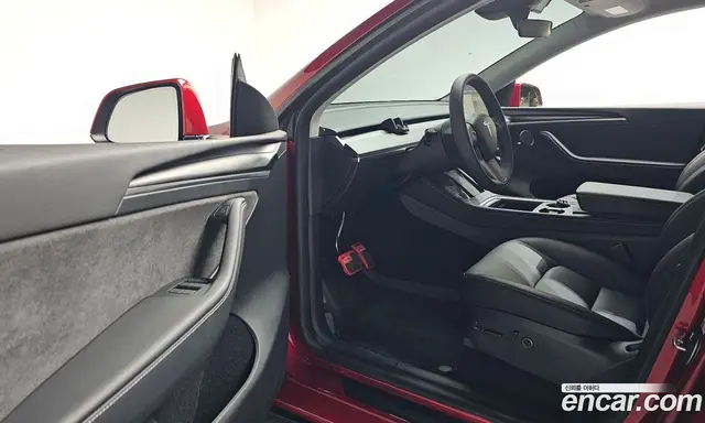 Tesla Model Y 2024 0.2 автомат (гидро), миниатюра 12