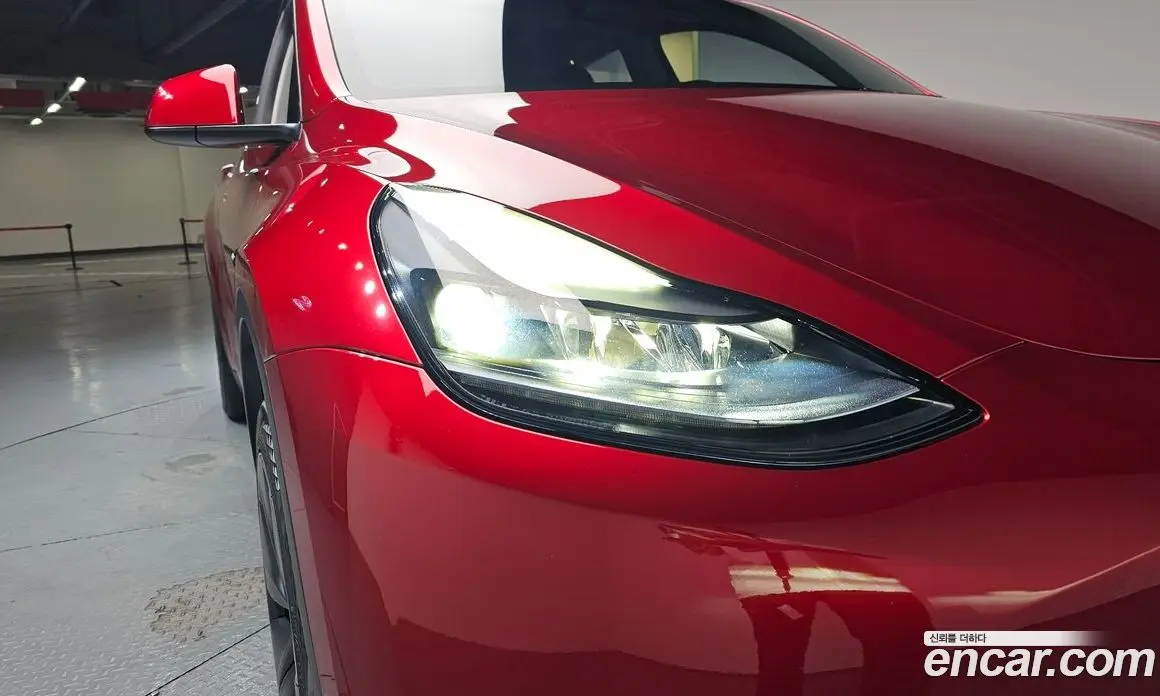 Tesla Model Y 2024 0.2 автомат (гидро), фото 7 Tesla Model Y 2024 0.2 автомат (гидро), фото 7