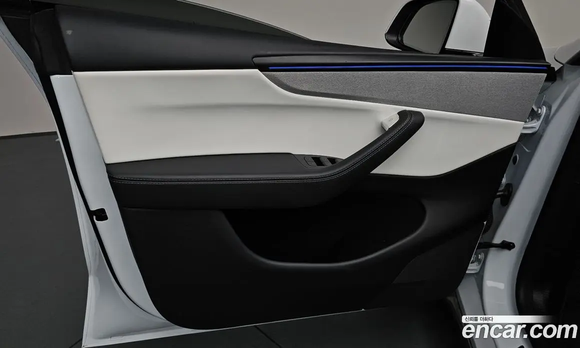 Tesla Model Y 2025 0.2 автомат (гидро), фото 13 Tesla Model Y 2025 0.2 автомат (гидро), фото 13