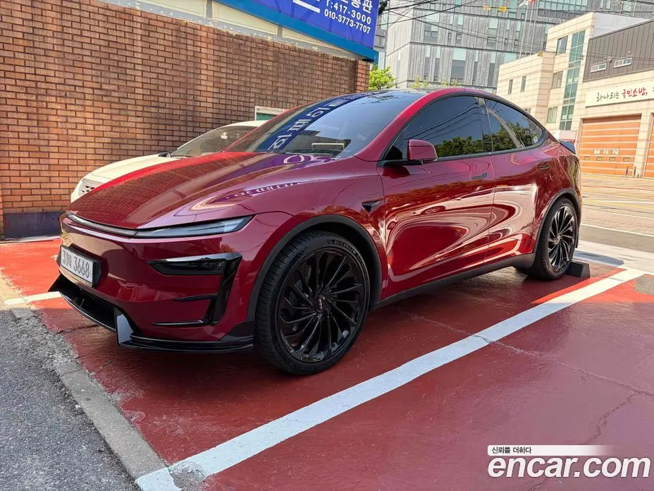 Tesla Model Y 2025 1.0 автомат (гидро), фото 13 Tesla Model Y 2025 1.0 автомат (гидро), фото 13